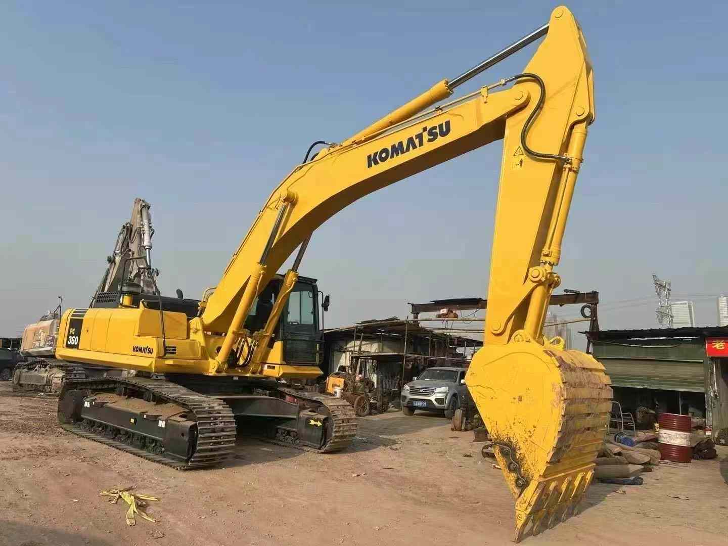 Komatsu PC360-7 Excavator